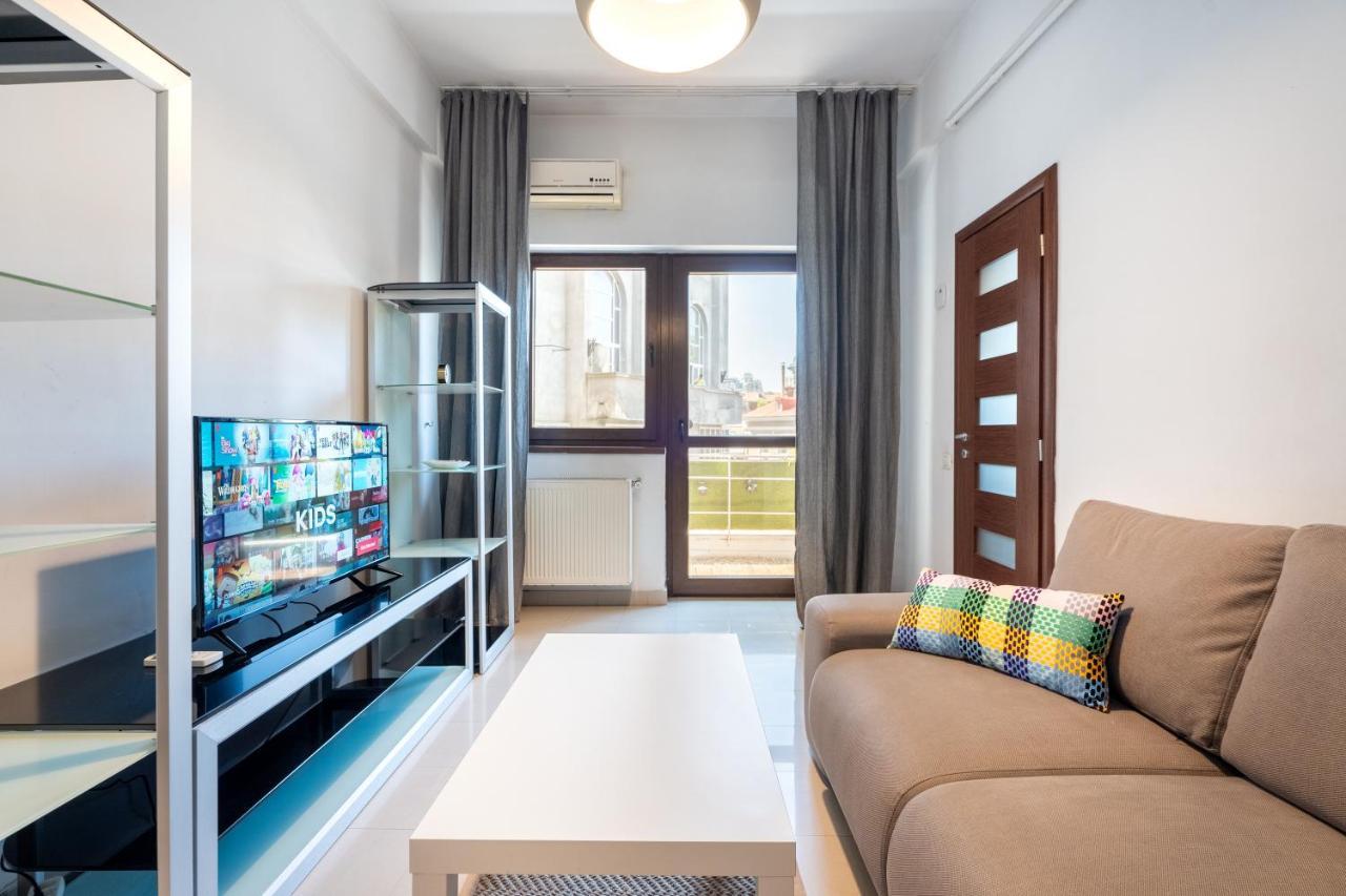 Modern & Spacious Apartment - Prime Location Near Bucharest'S Old Town Exterior photo